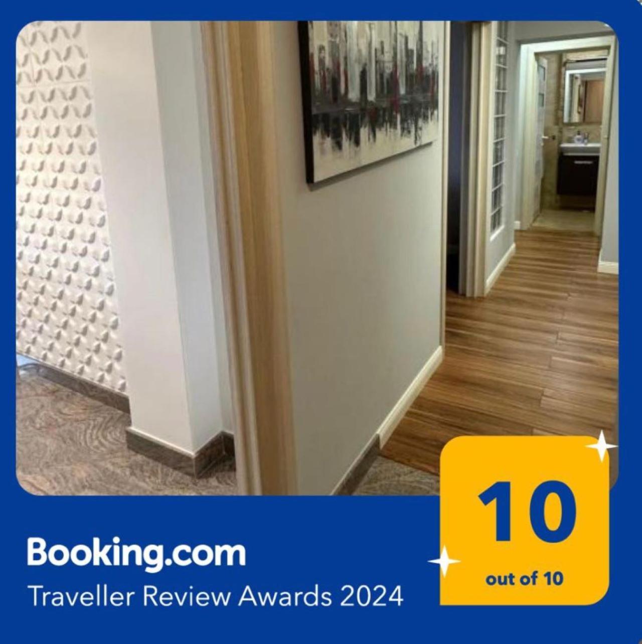 Page3 Apartament Targoviste Eksteriør billede